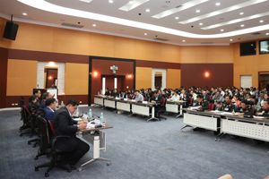 การประชุมชี้แจงแนวทางการนำเสนอข่าวสารที่เกี่ยวกับนโยบายและบทงานของรัฐบาลให้กับสื่อโทรทัศน์ เพื่อนำไปเผยแพร่ประชาสัมพันธ์ให้กับประชาชนได้รับทราบ